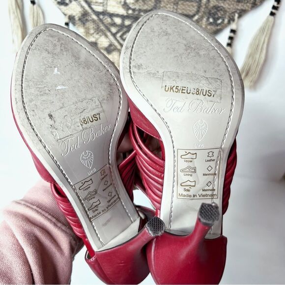 Ted Baker Red Gold Leather Peep Toe Pump - Picture 8 of 10